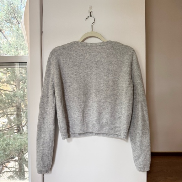 Reformation Clara Cashmere Crew Cardigan in Light Grey Medium - Picture 5 of 17